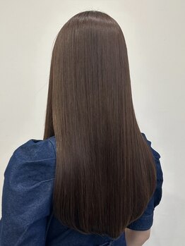 カットアンドトータルビューティ ヴァンキャトル(Cut&Total Beauty VINGT QUATRE)の写真/トレンドスタイルxオージュアTRで大人の潤いヘアへ☆わがままな大人女性の理想を叶えるサロン♪