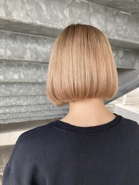 シャンプーボーイ ヒノ(SHAMPOO BOY Hino) ハイトーンボブ