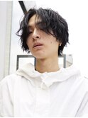 “こなれ束感”×ツイストパーマで大人ストリート