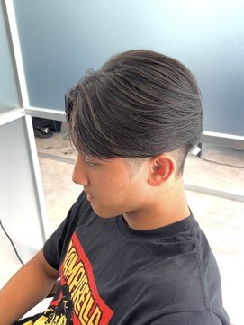 ジーナ 天神(Zina) 【Zina】メンズ/韓国/センターパート/縮毛矯正/福岡/天神/大名