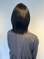 エム(EMU)&nbsp;ミディアム レイヤースタイル。