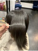 ミストバングくびれヘアぶつ切りボブブルーグレージュ冬カラー