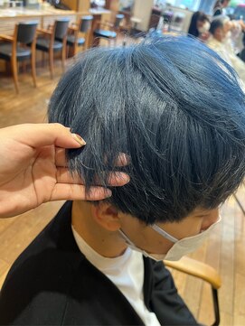 ビハツヤ(BIHATSU-YA) ブリーチ1回で作るブルー