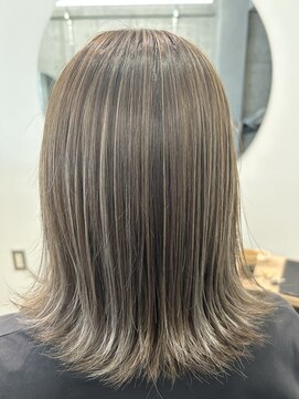 リム 南浦和(Lim) ハイライト/インナーカラー/白髪ぼかし/縮毛矯正/ショート