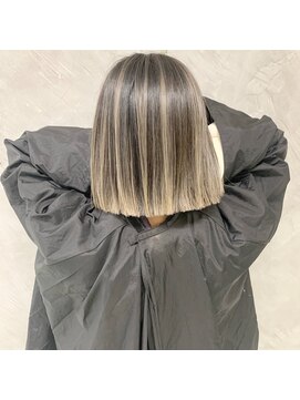 ウィリーベル 沖縄(WILLIE BELLE) バレイヤージュ