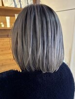 ビスクヘアデザイン(bisq hair design)&nbsp;バレイヤージュ　ハイライト　外国人風　ブリーチ　韓国風