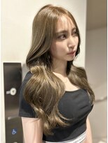 アイシー 表参道(ICY)&nbsp;ワンホンレイヤーカット&オリーブベージュ
