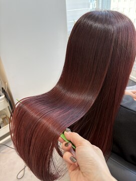 エミュスト(Emuest) 髪質改善 髪質改善トリートメント 心斎橋 韓国 縮毛矯正