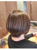 ショートボブ