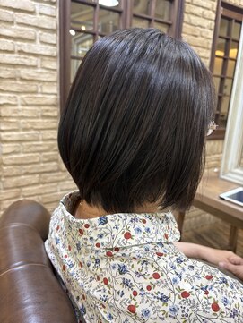 ハンナ(hanna) 小顔ショート