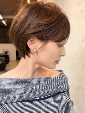 カルナ バイ エルモ(calna by ELMO) calna京橋　ショートボブ/丸みショート