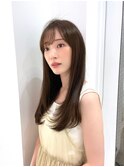20代30代ミディアムワンカールレイヤー×オリーブベージュ