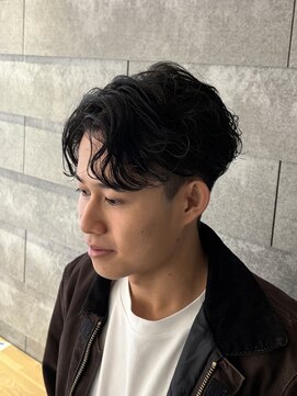 ニアウ 伊勢崎連取店(Niau) フェザーパーマシャドウパーマセンターパート