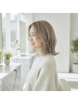 リコット 浦和美園(Liecot) 【Fumiya】ホワイトベージュ×外ハネくびれミディアム