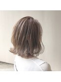 ミルクティーベージュ