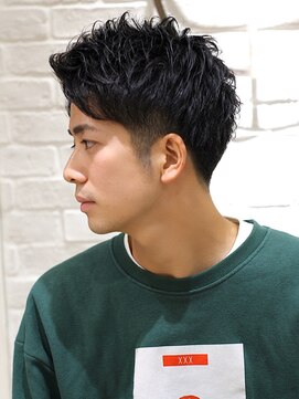 ヨシザワインク プレミアム 築地店(YOSHIZAWA Inc. PREMIUM) 20代おすすめの束感ツーブロショートナチュラルスタイル