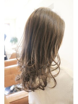 グランウェイ(GRUNWAY) レイヤースタイル×グレージュ