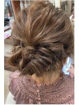 アレイズ ツクダ(ArayZ Tsukuda) お呼ばれヘア