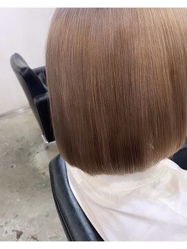 エヴァー(ever) ＊ホワイトベージュ＊@ever_mito[表参道駅/原宿駅/学割U24]