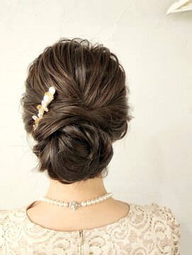 エフェ(effet) すっきり大人な上品シニヨン