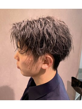 スイ(suiw) 波打ちアップバング 【suiw】昭和町/天王寺/阿倍野