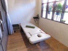 シュガー(sugar)の雰囲気（整体メニュー有◎カーテンで仕切ってプライベートスペースを確保）