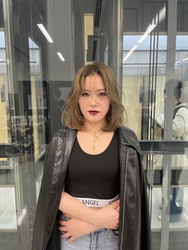 キング 枚方店(K!ng) 縮毛矯正髪質改善ハイライトレイヤーカット枚方美容室エクステ