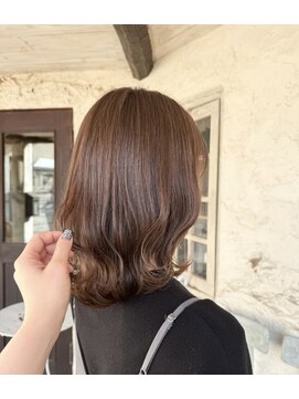 ラネージュ 小山(La Neige) ベージュ系カラー