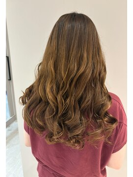 ルカ リノア(Luca lino:a) 長さを変えずにコテ巻き風パーマ