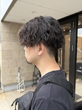 髪屋 紬 メンズ/メンズパーマ/メンズカット/波巻きパーマ