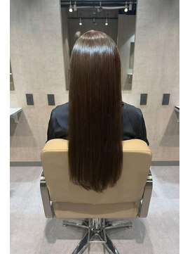 エンブレス(EnBlesS) ロング レイヤーカット 顔周り ベージュブラウン 前髪 10代20代