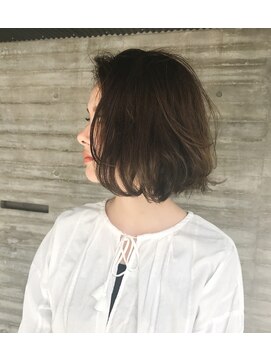 メロウ(MELLOW) 外国人風ルースボブ