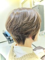 ヒーリングヘアーサロン コー(Healing Hair Salon Koo) 後頭部カバー・王道ショートスタイル