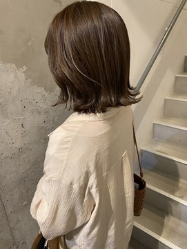 アイリー 名古屋(A/LEE) 切りっぱなし外ハネボブ