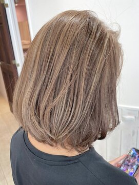 ネオリーブソラ 相模大野店(Neolive sola) シルキーベージュ/白髪ぼかしハイライト