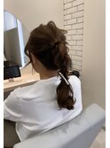 大人可愛い　ポニーテールアレンジ