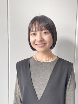 エン(YENN) 切りっぱなしボブ