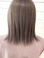 ルノン(LUNON)&nbsp;ミルクティーベージュ/ダブルカラー/切りっぱなしボブ