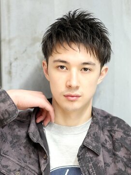 リップス レイ ギンザ(LIPPS Ray GINZA) 黒髪スラッシュショート