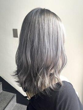 ノーム 横浜(NORM) ホワイトシルバー