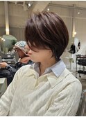 ばっさりイメチェン丸みハンサムおくゆきショート