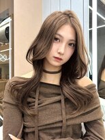 グローアイヴィ 大宮(GLROW IVY)&nbsp;▼レイヤーカットブラウンカラーセンターパート
