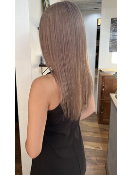 ニル(NiL) beige color