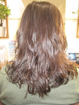 コアフィールフィス(COIFFURE fils) ゆるふわウェーブパーマ レイヤースタイル