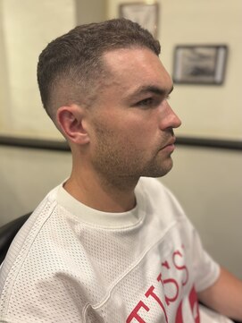 スカイマスターバーバー 渋谷(SKY MASTER BARBER) ミドルスキンフェード<理容室>【床屋/フェード/メンズカット】