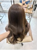 オリーブブラウン