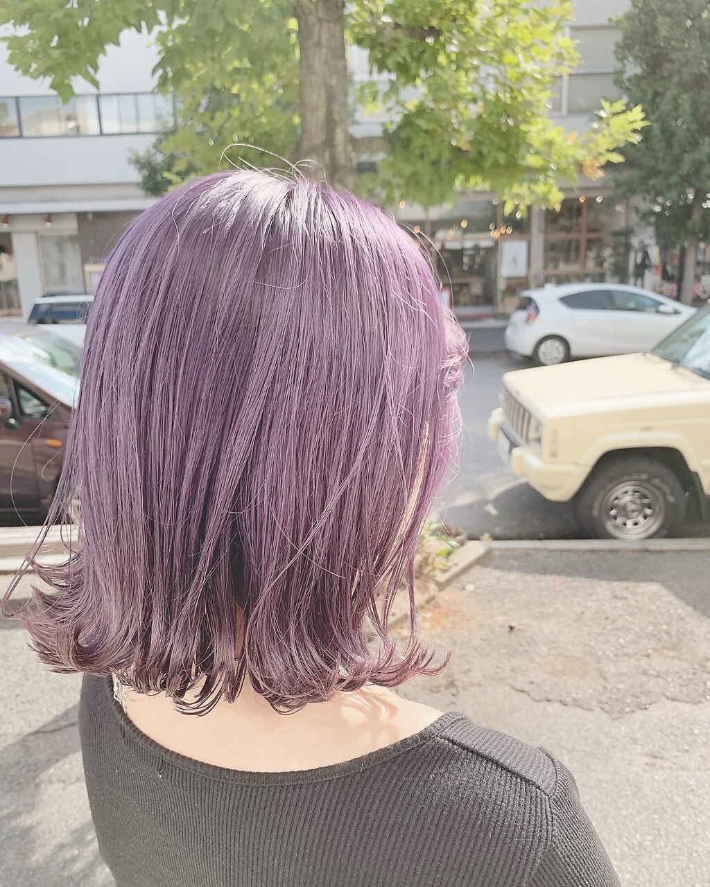 ケアブリーチパープルラベンダーグレージュカラー肩上外はねボブ