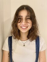 ネオリーブ チロル 横浜西口店(Neolive CiroL.)&nbsp;レディース☆カーリーヘア【seira】