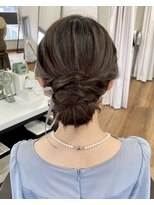 オウン(AUN)&nbsp;タイトシニヨン