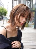 ミディアムレイヤーカットボブウルフ/10代20代/インナーカラー